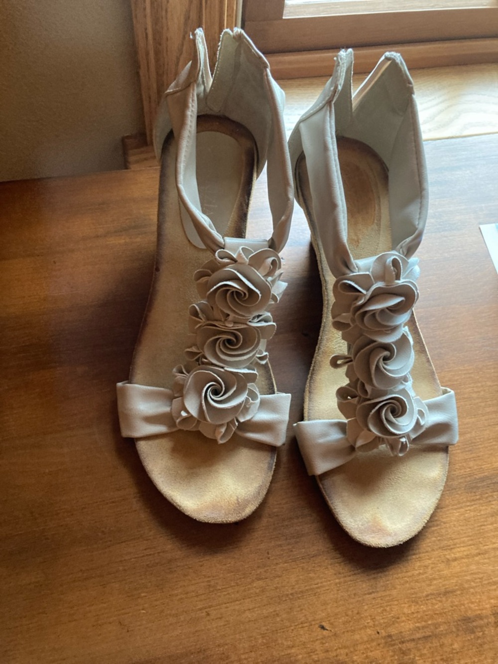 Spring Step Beige Floral T-Strap Sandals